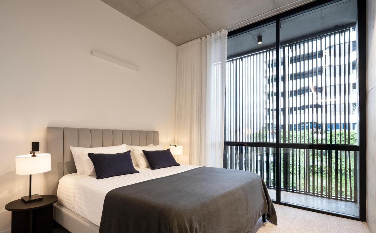 Alfred & Turner Apartments, Luxury 2 Bedroom In The Heart Of The Valley Apartment